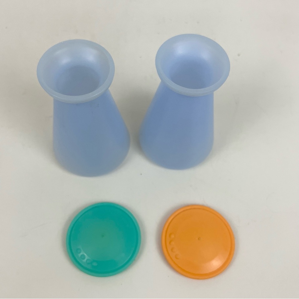 Vintage Tupperware Impressions Salt and Pepper Shakers Green Orange Blue Set - Picture 9 of 16